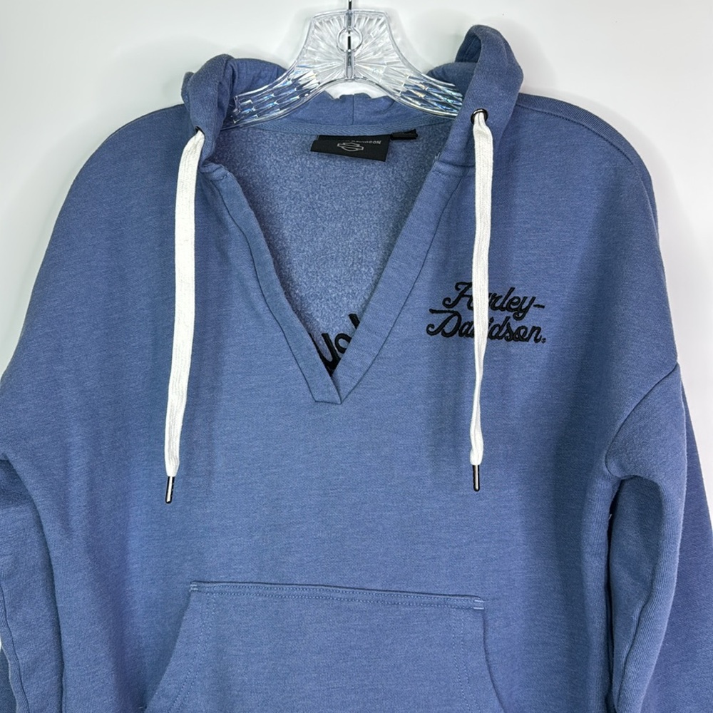 Harley Davidson Milwaukee, Wisconsin Blue Vneck Hooded Sweatshirt Size Medium - Picture 2 of 10